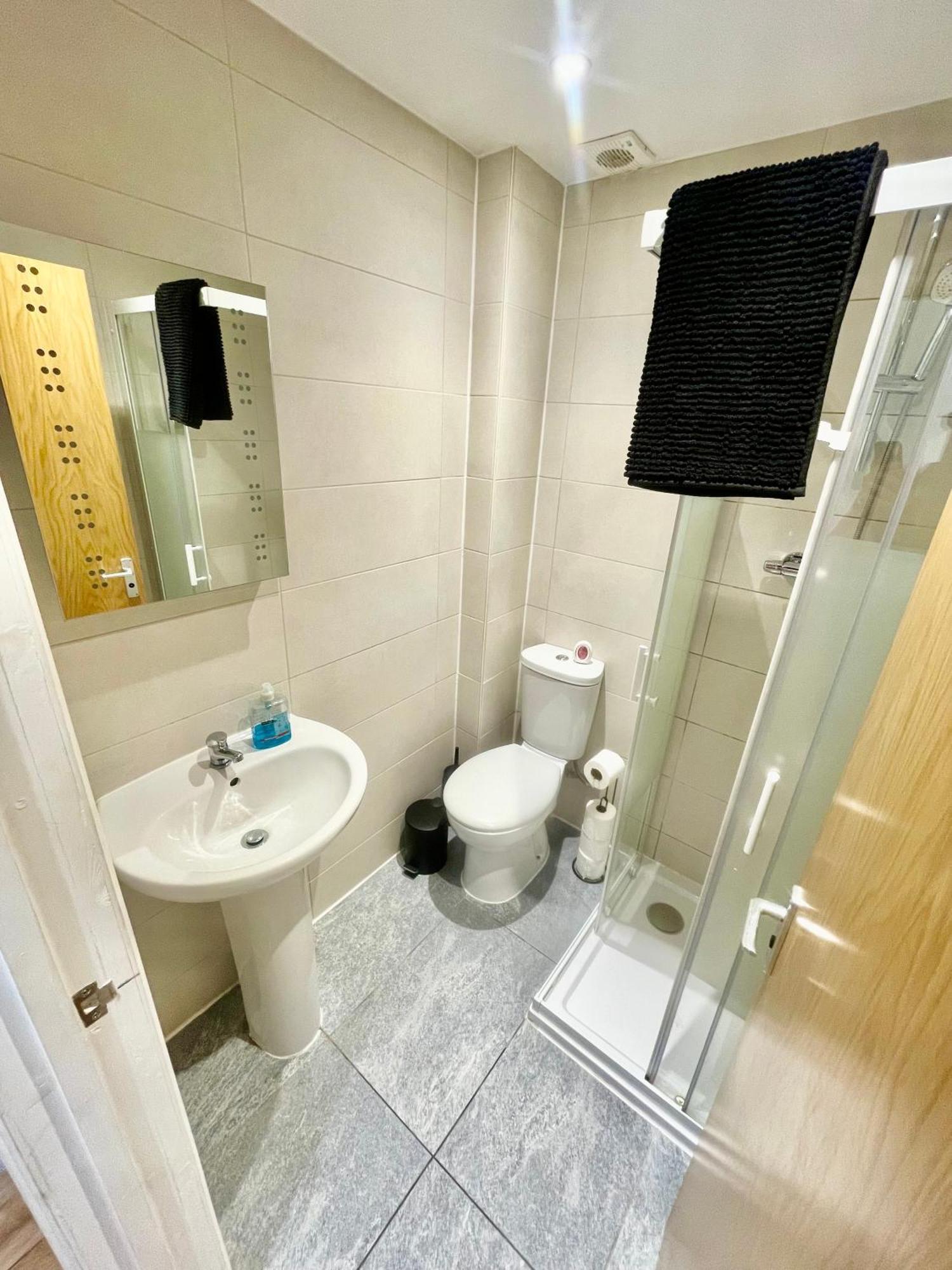 Cambridge City Centre Immaculate Studio Sleeps 2 - Central Location Paradise Street المظهر الخارجي الصورة