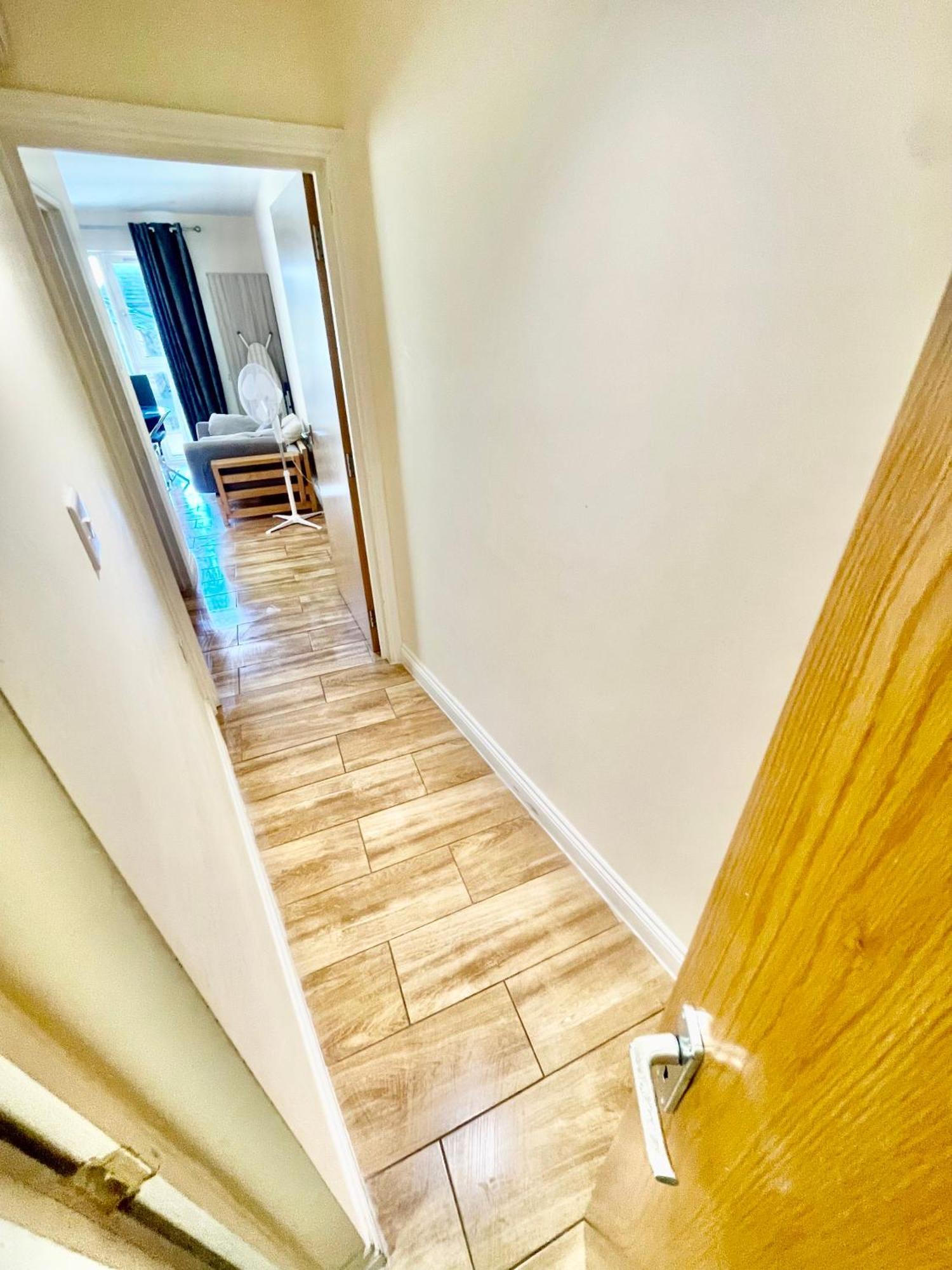 Cambridge City Centre Immaculate Studio Sleeps 2 - Central Location Paradise Street المظهر الخارجي الصورة
