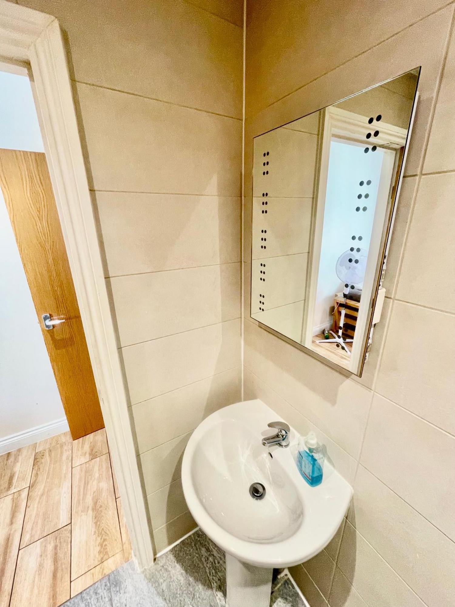 Cambridge City Centre Immaculate Studio Sleeps 2 - Central Location Paradise Street المظهر الخارجي الصورة